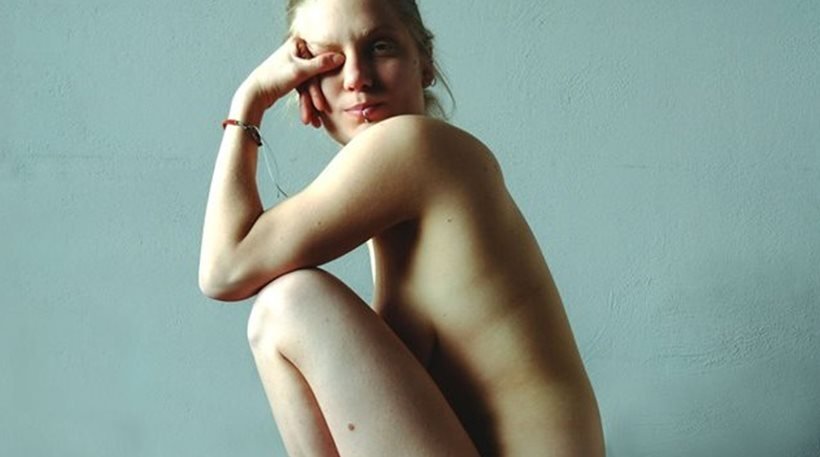Φοιτητές Ελληνικού Πανεπιστημίου φωτογραφίζονται γυμνοί