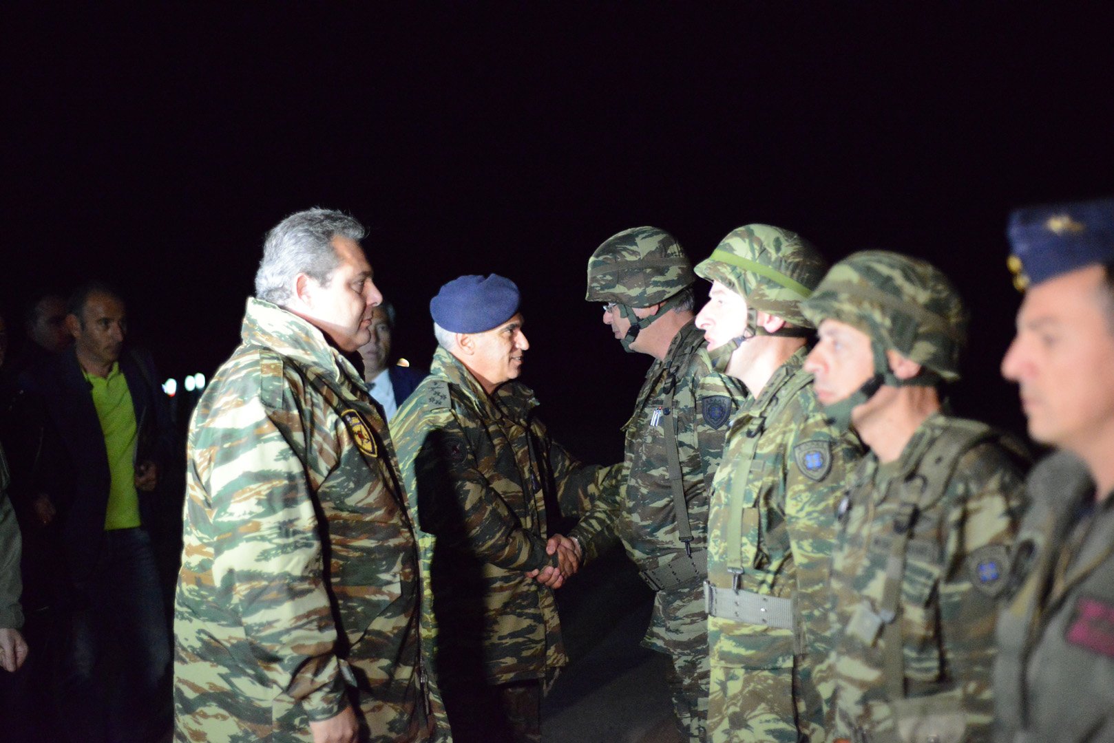 Καμμένος: Στρατιωτική ενίσχυση των ελληνοαλβανικών συνόρων
