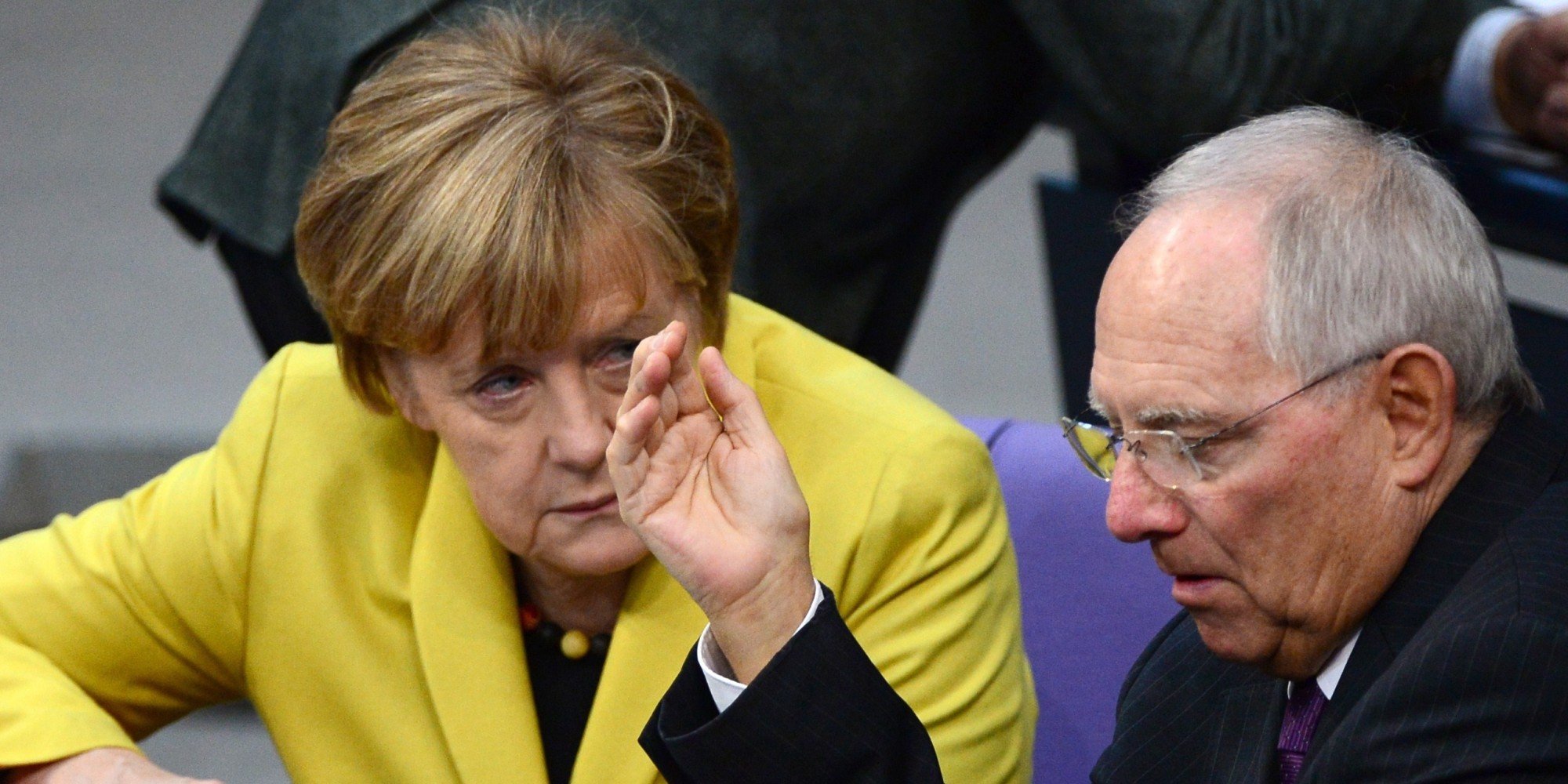 Deutsche Welle: Η Μέρκελ επιτρέπει το Grexit – Έξαλλος ο Σόιμπλε με τους Έλληνες διαπραγματευτές