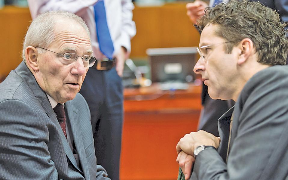 Σόιμπλε: Προετοιμαζόμαστε για Grexit – Ντάισελμπλουμ: Πολύ μικρή η πιθανότητα συμφωνίας μέχρι το αυριανό Eurogroup