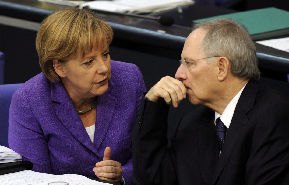 Μέρκελ - Σόιμπλε: «Μια αναδιάρθρωση του χρέους θα παραβίαζε τους κανόνες της Ευρωζώνης»