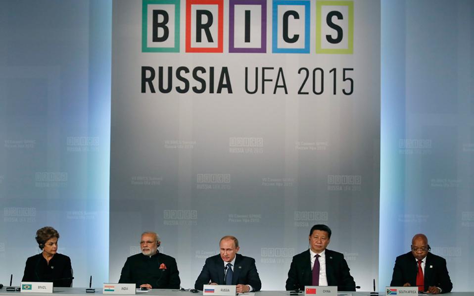 Πούτιν: Οι BRICS θα χρηματοδοτούν προγράμματα από την επόμενη χρονιά