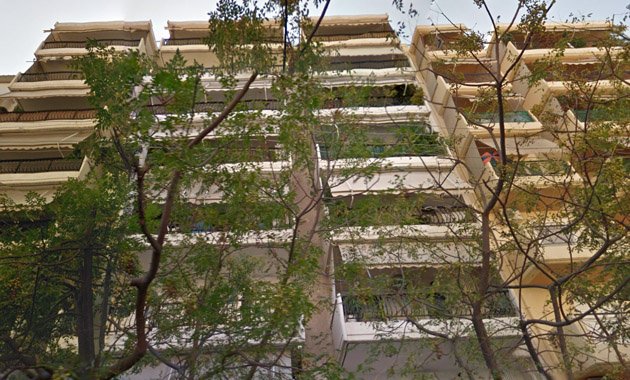 Μυστήριο με θάνατο νεογέννητου βρέφους που έπεσε από τον 5ο όροφο πολυκατοικίας στα Κάτω Πατήσια