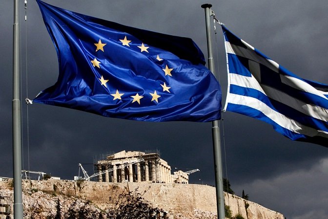 Bloomberg: Νέο πακέτο βοήθειας προς την Ελλάδα, ακόμα και με «όχι» στο δημοψήφισμα