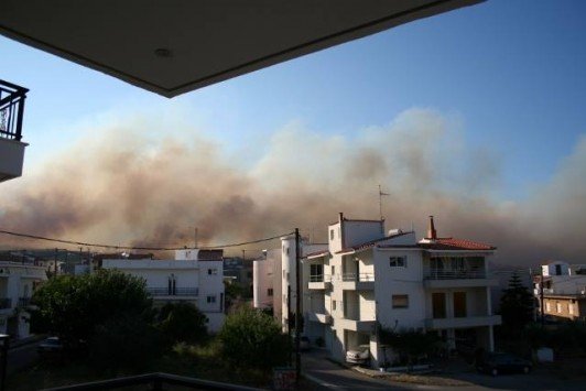 Στη φωτιά παραδόθηκαν κατοικίες στη Νεάπολη Λακωνίας