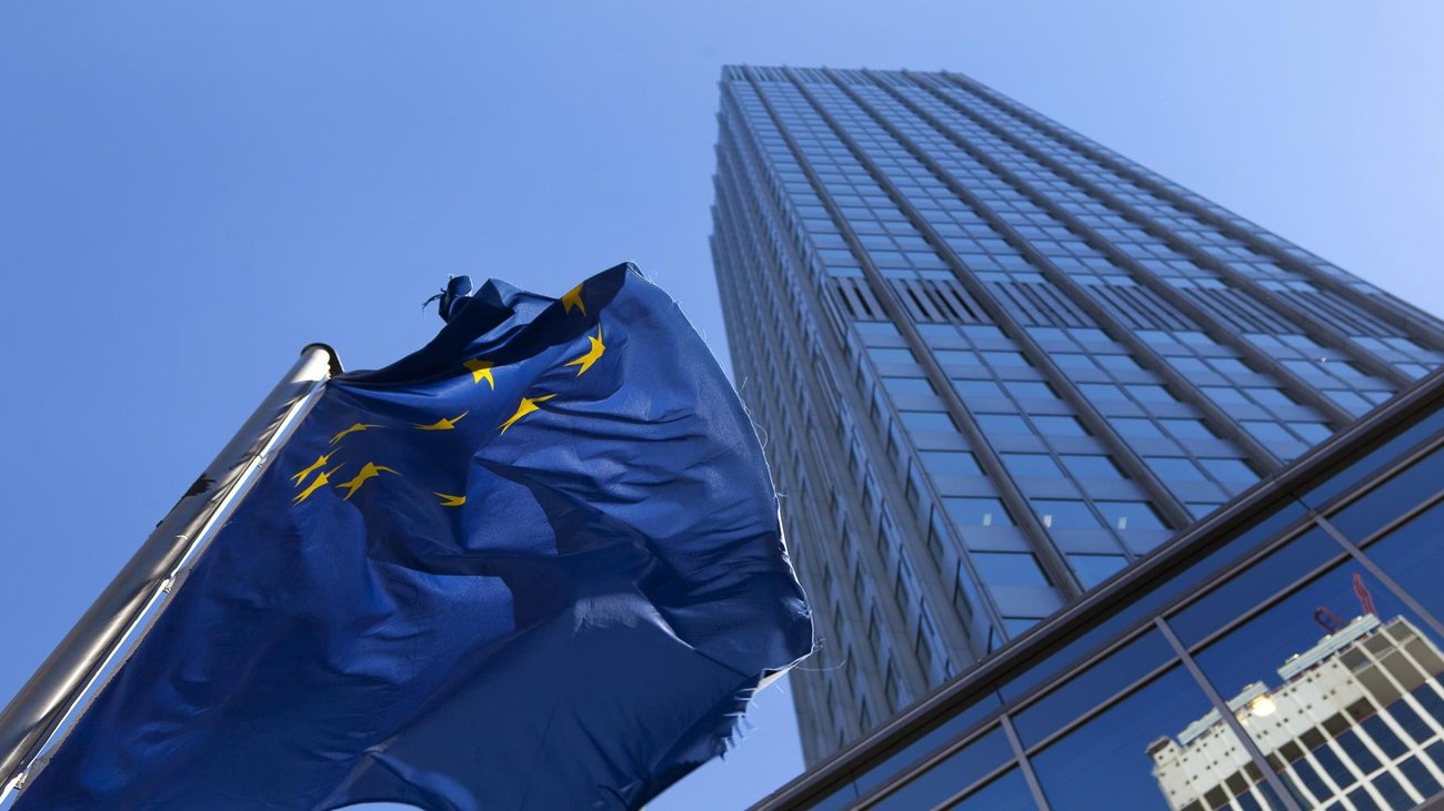 Πληροφορίες από την ΕΚΤ: Αυξάνεται ο ELA...ανοίγουν οι τράπεζες αύριο