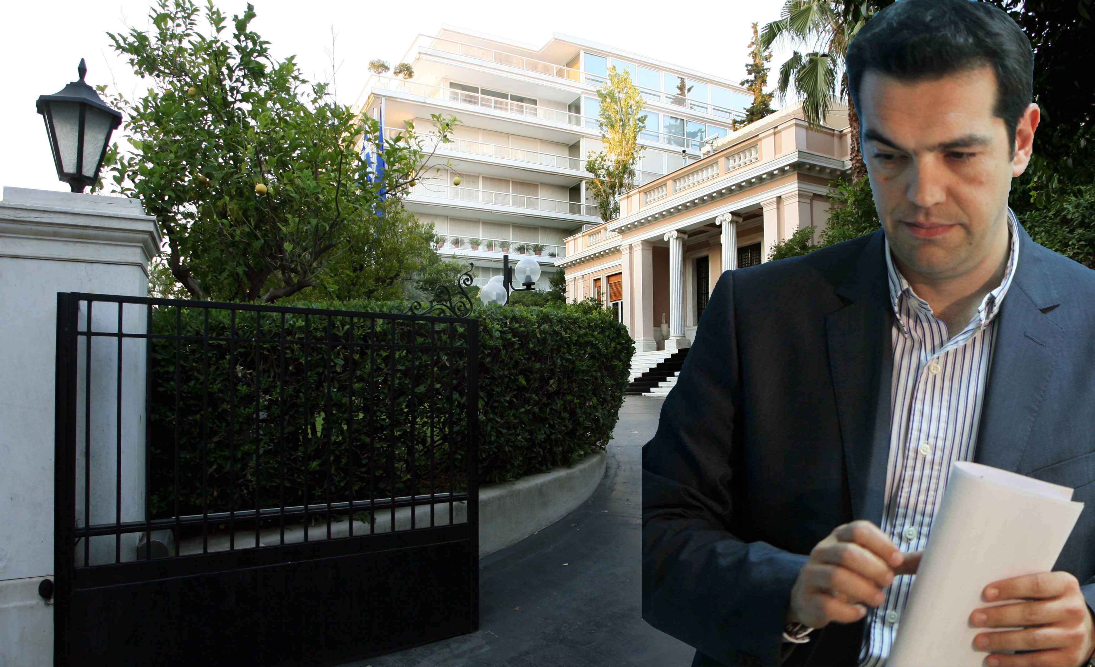 Έφυγε από το Μαξίμου ο Τσίπρας - Ολοκληρώθηκε το «μίνι» υπουργικό