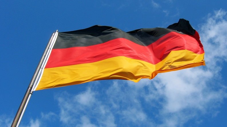 Γερμανία: Θα εξετάσουμε τις επόμενες ημέρες τη συμφωνία για την Ελλάδα