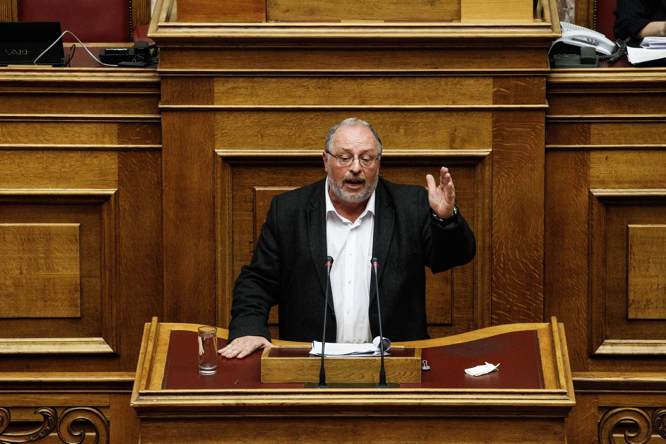 Ήσυχος: Ο ΣΥΡΙΖΑ είχε πολλές εναλλακτικές πέραν του τρίτου μνημονίου