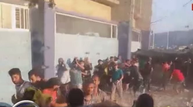 Άγριες συμπλοκές μεταξύ μεταναστών στη Μυτιλήνη (βίντεο)