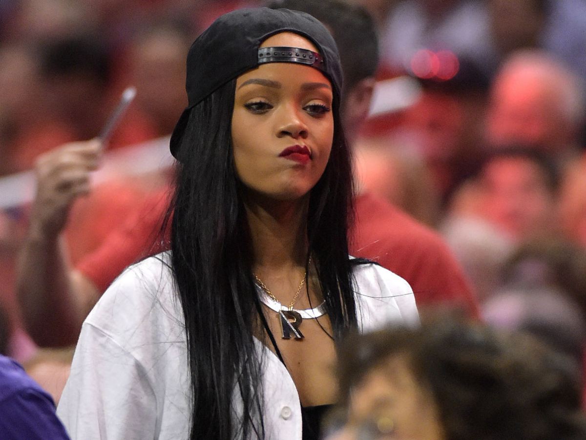 "Ξεφτίλισε" η Rihanna γνωστό μπασκετμπολίστα στο instagram  (φώτο)