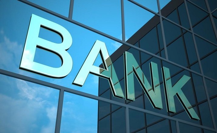 Μειώθηκε η εξάρτηση των ελληνικών τραπεζών από τον ELA τον Αύγουστο