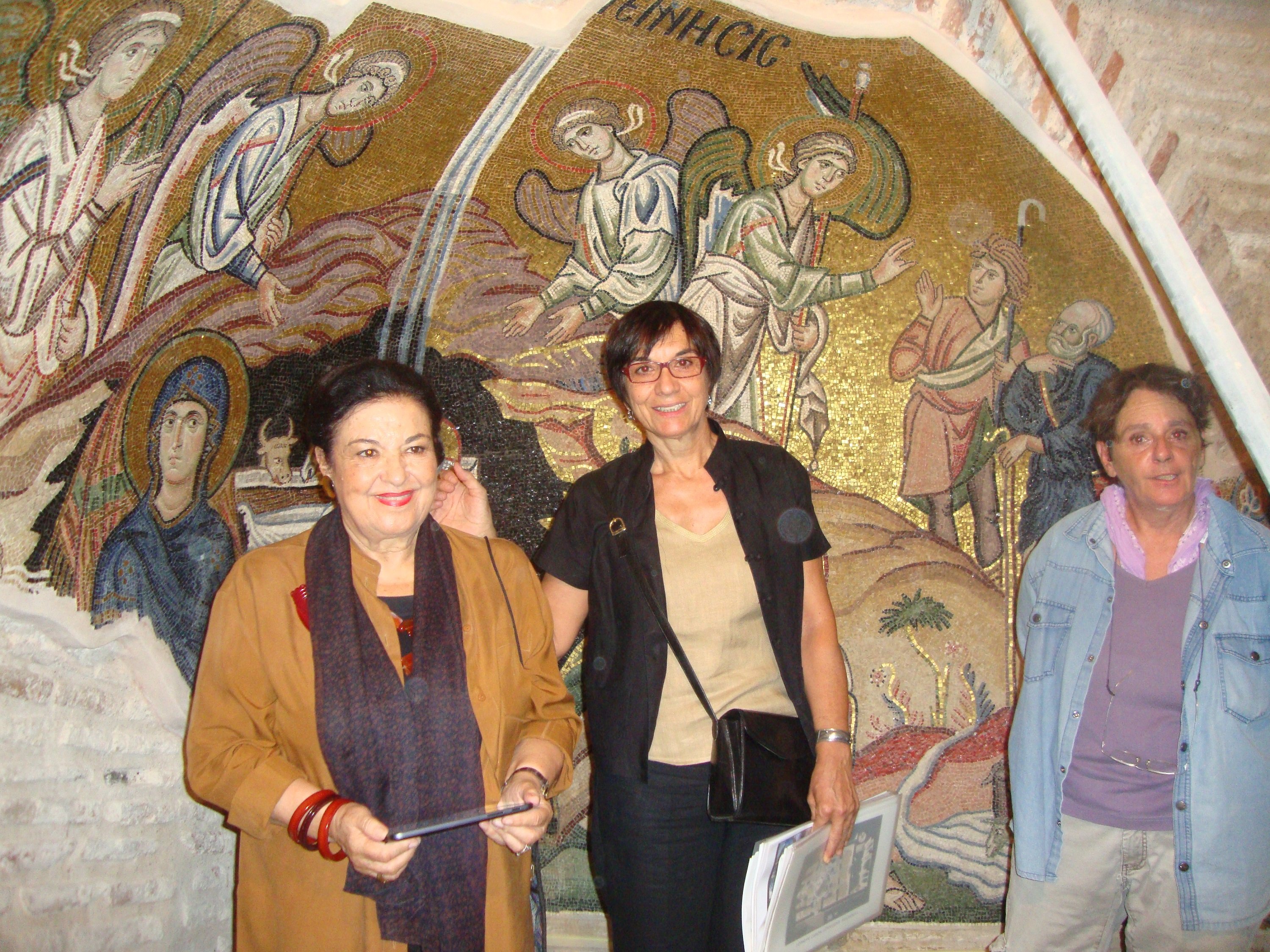 Επίσκεψη της Αναπληρώτριας Υπουργού Πολιτισμού, Παιδείας και Θρησκευμάτων κ. Μαρίνας Λαμπράκη-Πλάκα στη Μονή Δαφνίου
