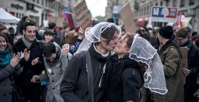 Γαλλία: Πέντε μήνες φυλακή σε δήμαρχο που αρνήθηκε να παντρέψει ομόφυλο ζευγάρι