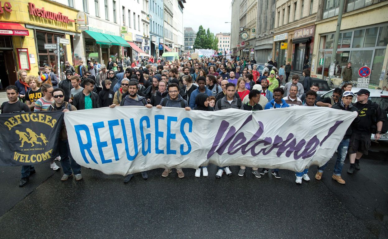 Η Ευρώπη "σχίζεται στα δυο" σχετικά με την προσφυγική κρίση...