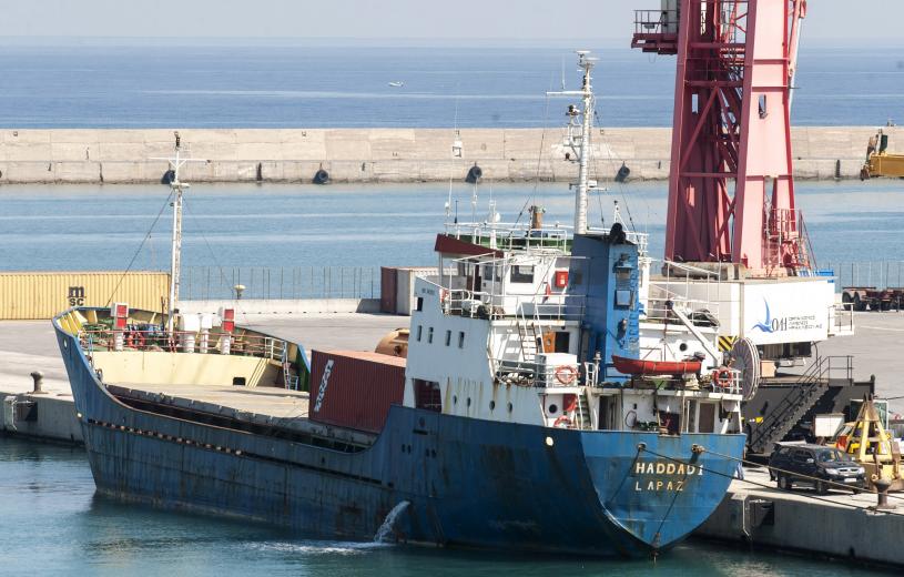 «Θησαυρός» όπλων σε πλοίο με προορισμό τη Λιβύη