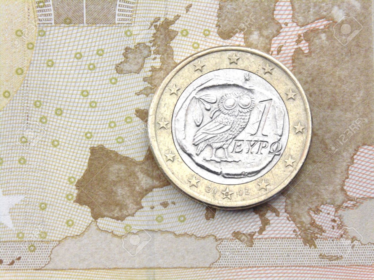 Συνάλλαγμα: Το ευρώ σημειώνει πτώση κατά 0,25% στα 1,1162 δολάρ