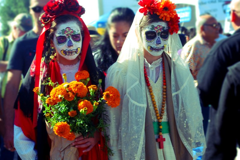 Παρέλαση στο Μεξικό για την «Ημέρα των Νεκρών» (βίντεο)