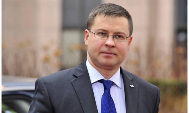 Ντομπρόβσκις: Η διαδικασία επιλογής του νέου γγ Δημοσίων Εσόδων πρέπει να είναι ανοιχτή & διαφανής