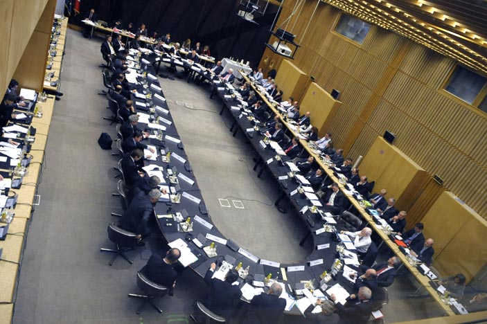 Ecofin: Υιοθετήθηκε συμφωνία με στόχο το «χτύπημα» στη φοροδιαφυγή των πολυεθνικών εταιρειών