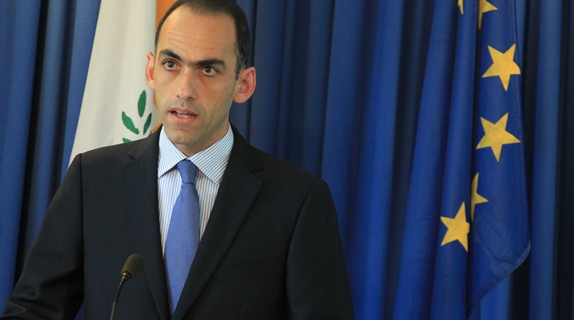 Ένταλμα σύλληψης του υπουργού Οικονομικών της Κύπρου