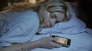 Διαταραγμένος εφηβικός ύπνος λόγω κατάχρησης του κινητού τη νύχτα