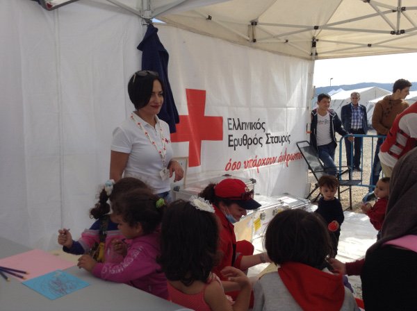 Λειτουργία δύο (2) κινητών ιατρικών μονάδων σε Ειδομένη και Σάμο μετά από συνεργασία της Διεθνούς Ομοσπονδίας (IFRC) και του Ελληνικού Ερυθρού Σταυρού