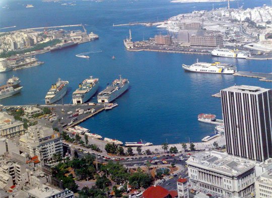 Επτά κρουαζιερόπλοια προσέγγισαν σήμερα το λιμάνι του Πειραιά