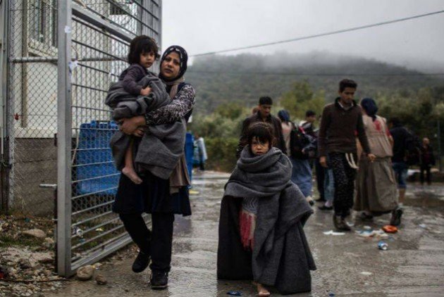 Καταυλισμό «τέρας» στην Αθήνα για τους πρόσφυγες ζητούν Μερκελ --Ολαντ