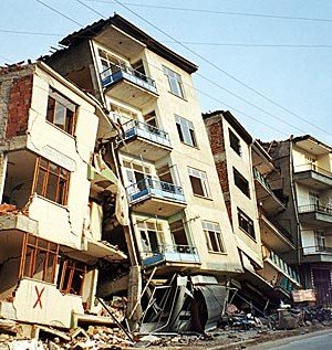 Ισχυρός σεισμός  στην Αργεντινή - Κατέρρευσαν σπίτια και ένα νοσοκομείο