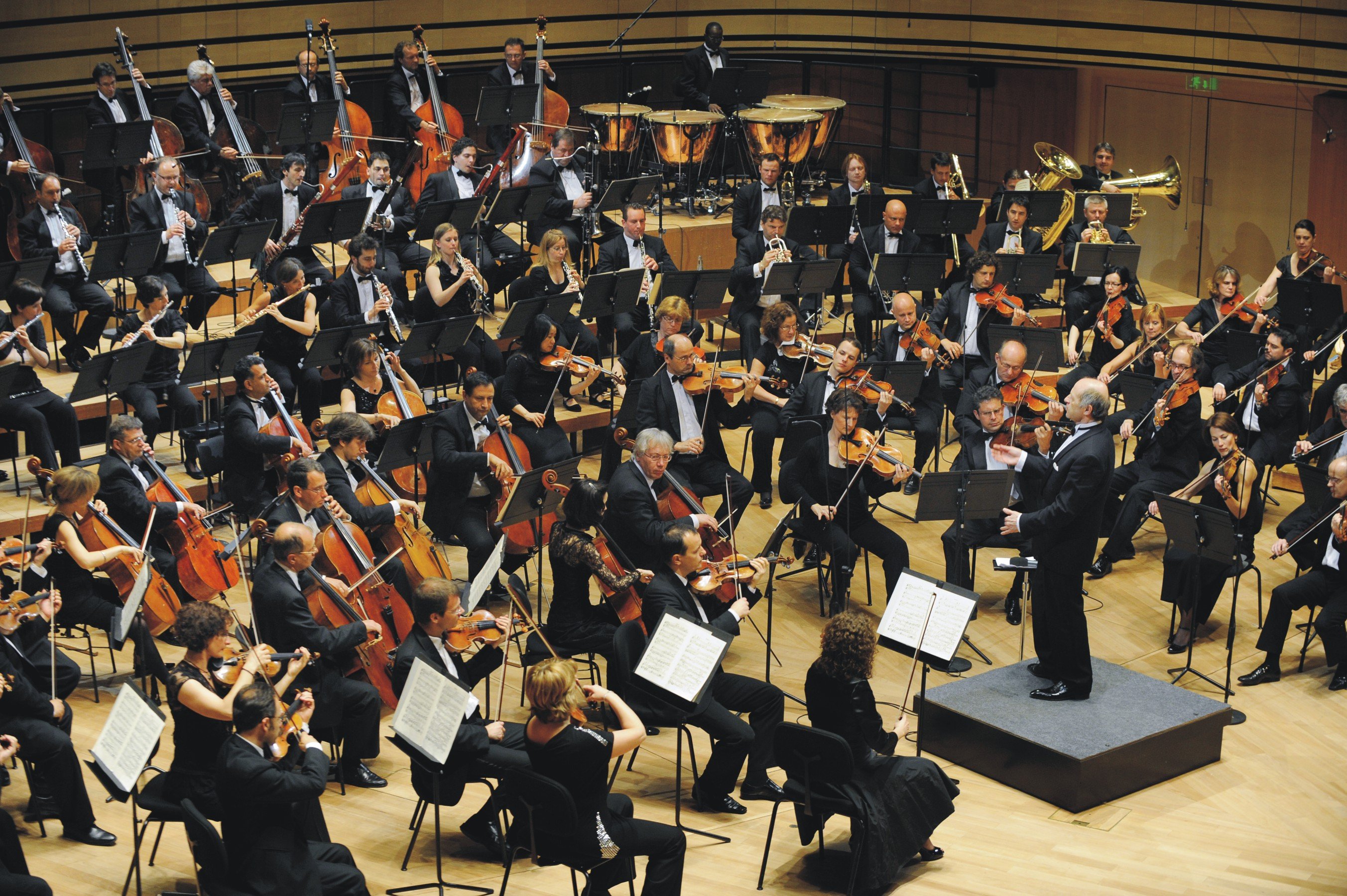 Ορχήστρα του Φεστιβάλ της Βουδαπέστης – Ιβάν Φίσερ  Σολίστ ο Δημήτρης Σγούρος  και ο Τόμας Τσέετμαϊρ