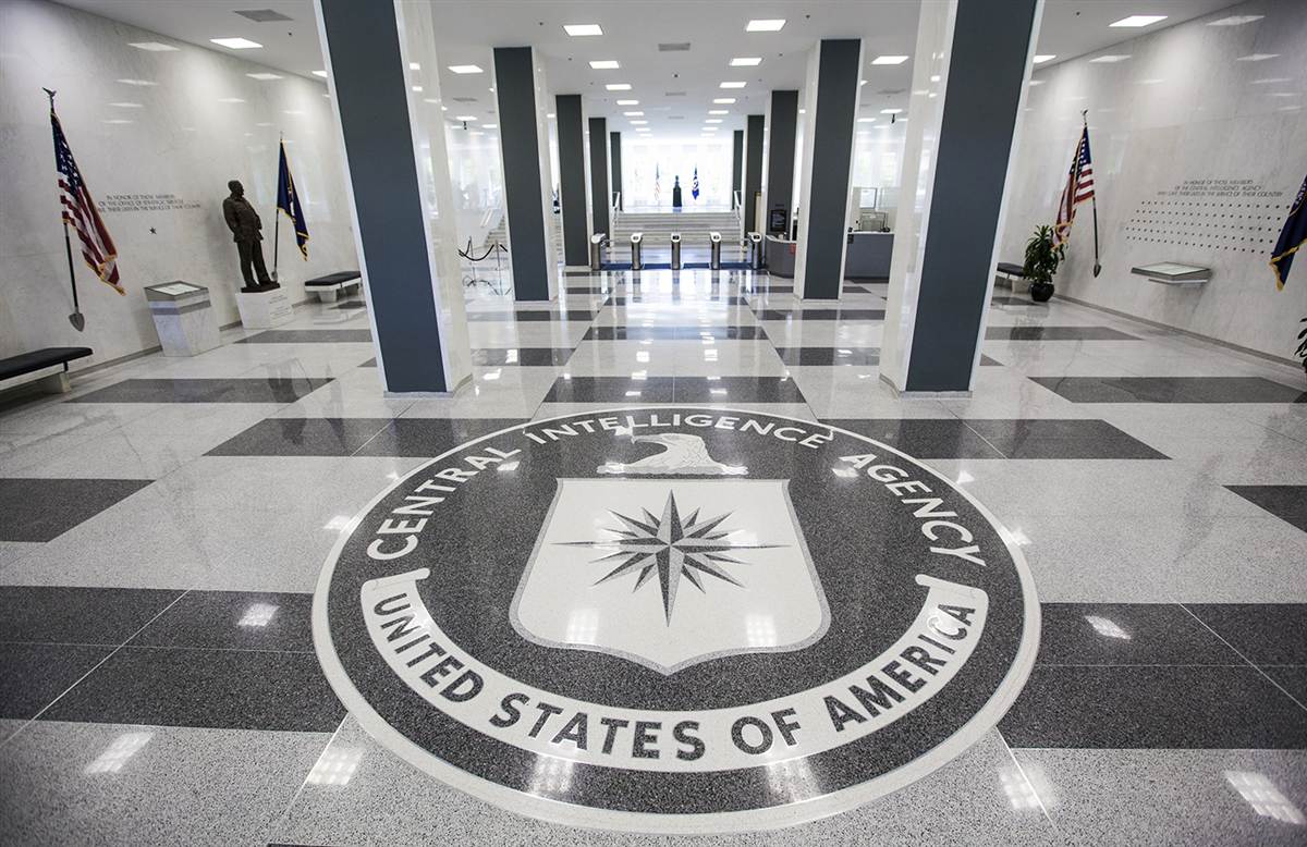 H CIA προειδοποιεί: Το ΙΚ προετοιμάζει και άλλες επιθέσεις στη Δύση