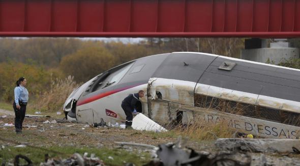 Δέκα νεκροί από εκτροχιασμό τρένου στο Στρασβούργο