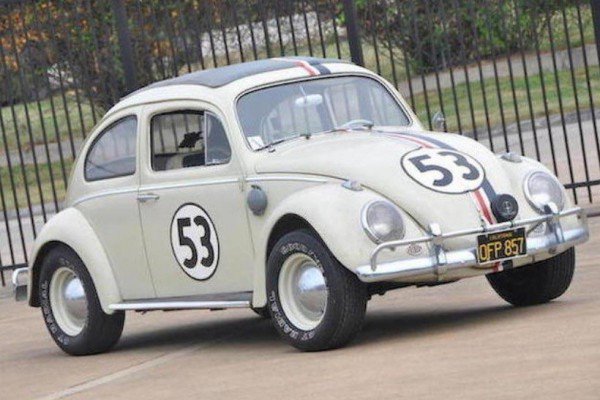 Πωλήθηκε το δημοφιλές κατσαριδάκι Herbie για 81.521 ευρώ