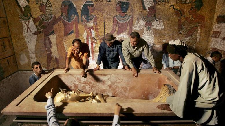 Κοντά στην ανακάλυψη του τάφου της Νεφερτίτης οι αρχαιολόγοι