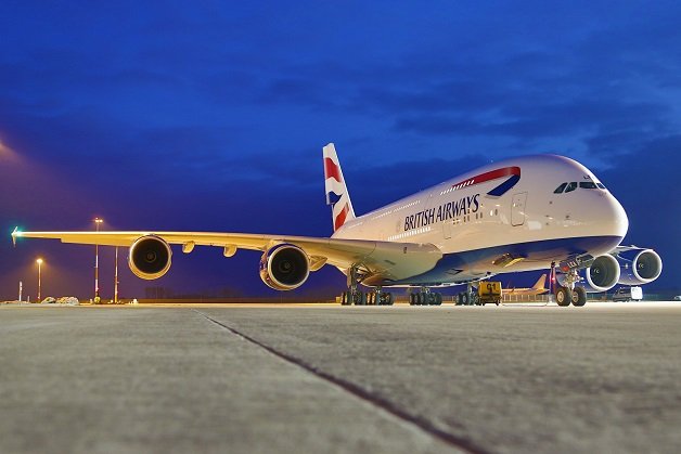 British Airways: Σε περιορισμό τέθηκε μεθυσμένη επιβάτης που προσπάθησε να ανοίξει την πόρτα εξόδου του αεροπλάνου
