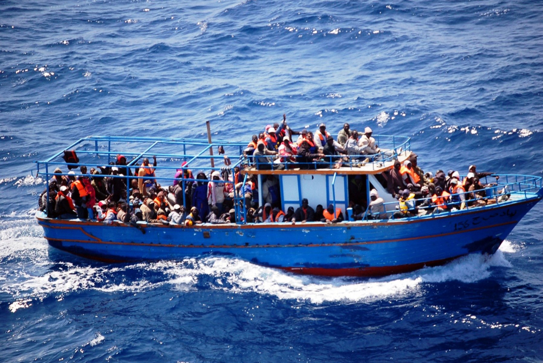 Χίος: Εκατόν εξήντα πρόσφυγες διεσώθησαν από το λιμενικό και σκάφος της Frontex
