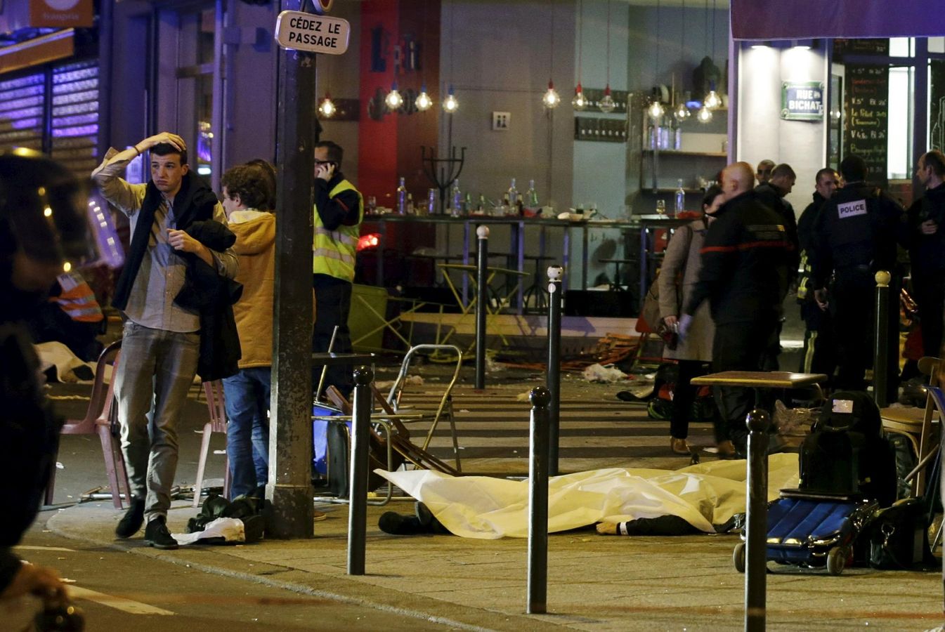 Παρίσι «13η Νοεμβρίου»: Συγκλονιστικές μαρτυρίες από το μακελειό που προκαλούν ανατριχίλα
