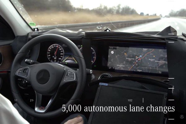 Οι χιλιάδες δοκιμές εξέλιξης της νέας Mercedes E-Class (video)