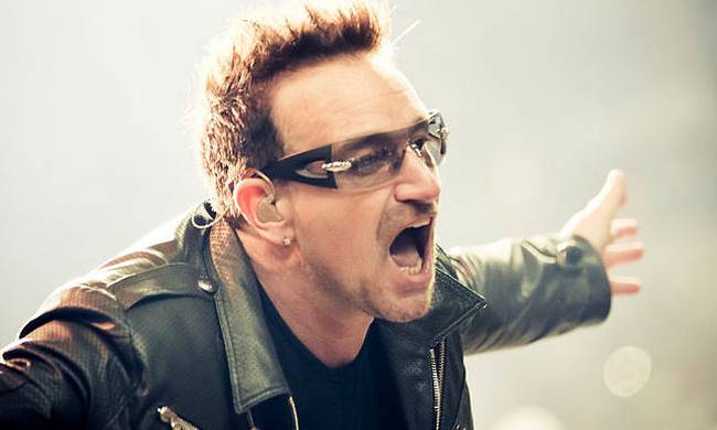 Το νέο τραγούδι του Bono για τις επιθέσεις στο Παρίσι (video)