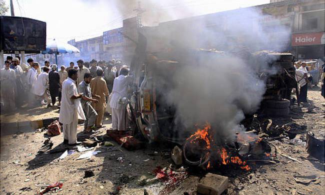 Πακιστάν: 10 νεκροι και 30 τραυματίες από επίθεση σε αγορά