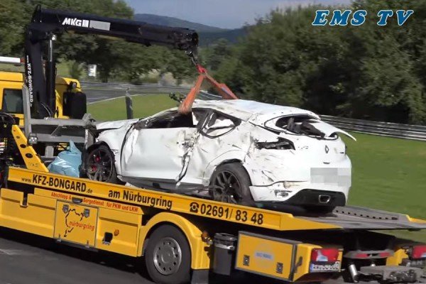 Τα κατεστραμμένα αυτοκίνητα του Nurburgring το 2015