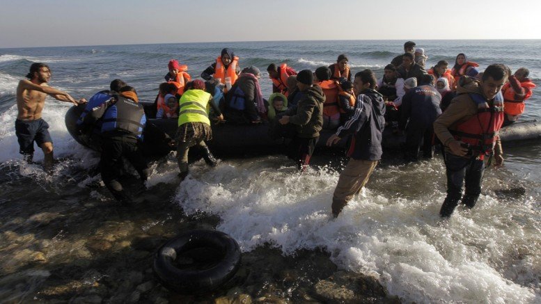 Λέσβος: Εξάρθρωση κυκλώματος που χορηγούσε πλαστά έγγραφα σε πρόσφυγες & μετανάστες