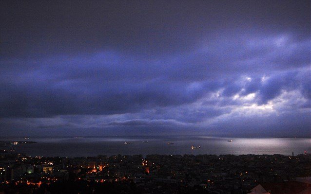 Θεσσαλονίκη: Αποκαθίσταται σταδιακά η ηλεκτροδότηση