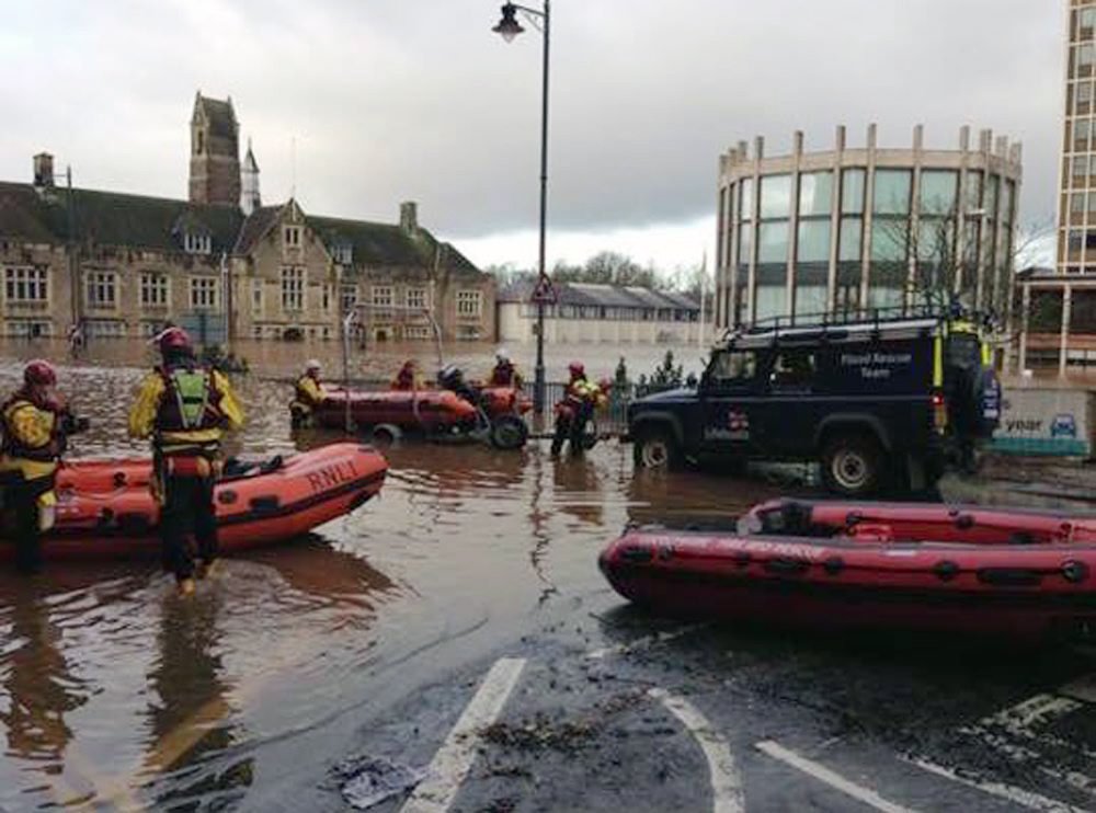 Πλημμύρες στη βόρεια Αγγλία λόγω των σφοδρών βροχοπτώσεων