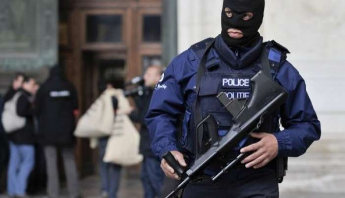 Βέλγιο: Πέντε νέες συλλήψεις υπόπτων για τις επιθέσεις στο Παρίσι