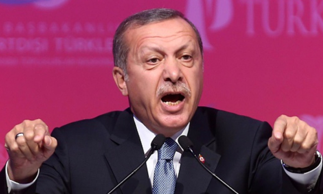 Η Αγγλία παγώνει τραπεζικούς λογαριασμούς τούρκων διπλωματών