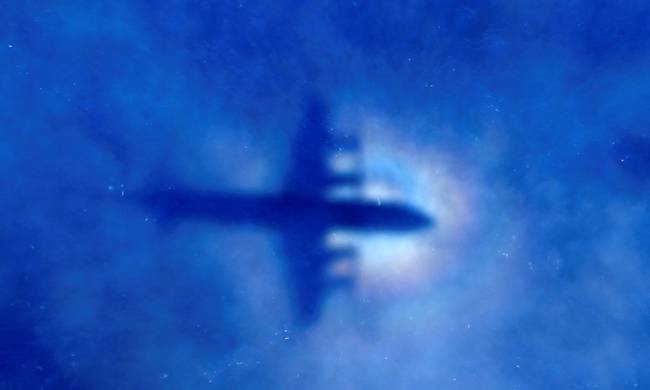 Σύγκρουση πολεμικών αεροσκαφών στον αέρα – Αναζητούνται επιζώντες