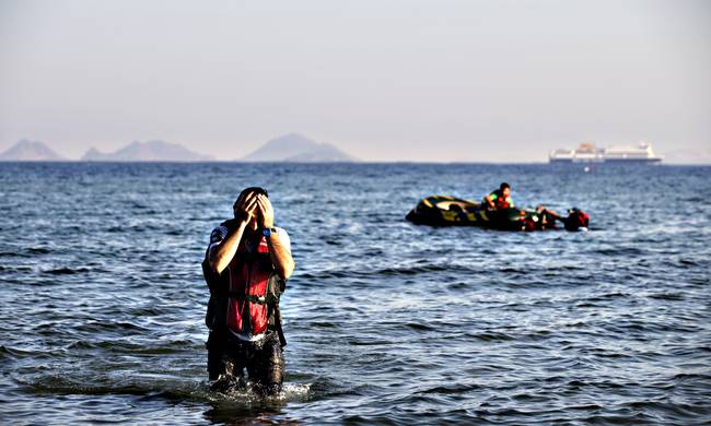Τραγωδία δίχως τέλος: Ναυάγιο με δέκα νεκρούς μετανάστες ανάμεσά τους και παιδιά