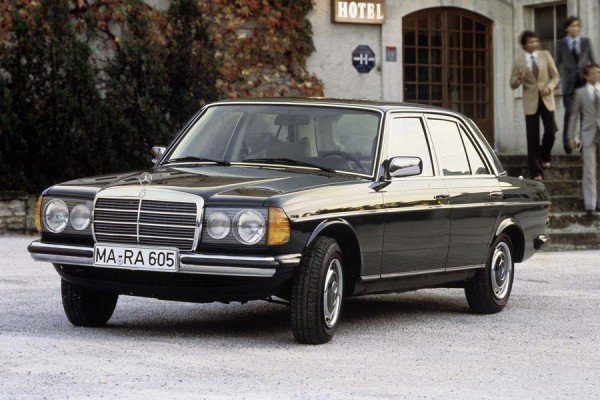 Η Mercedes W 123 γιορτάζει 40 χρόνια από το λανσάρισμά της